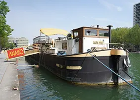 péniche quai